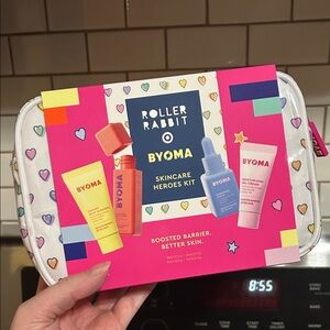 Roller Rabbit Colorful Skincare Set